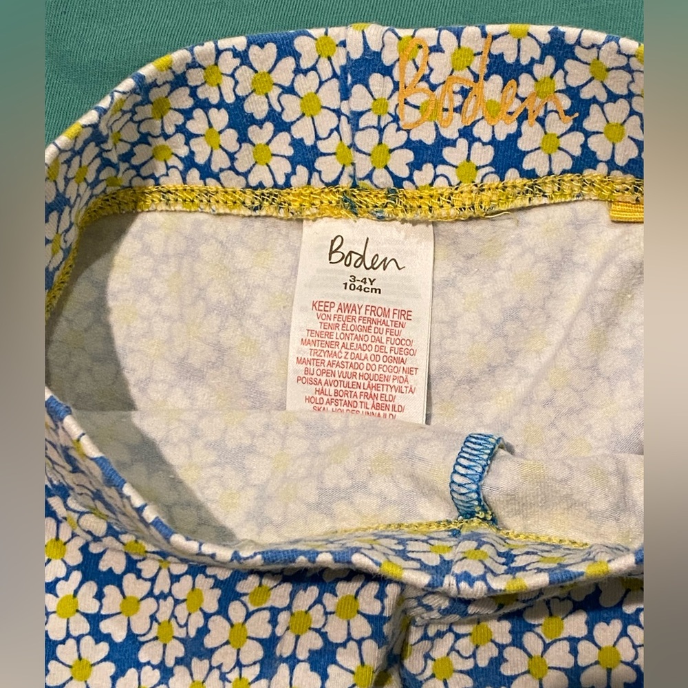 Mini Boden Outfit Size 4T - Picture 4 of 6